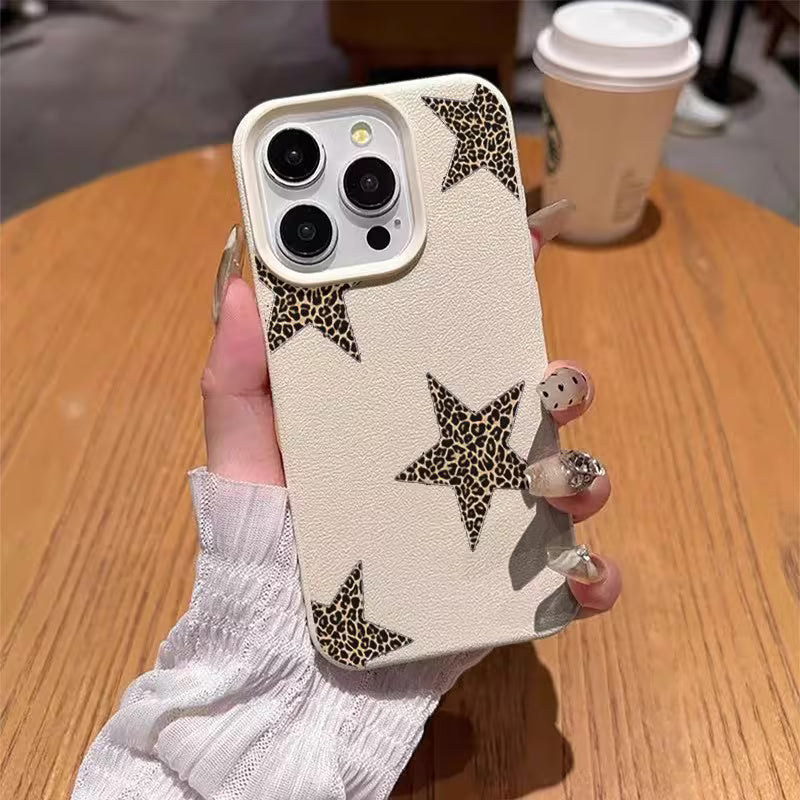 ⭐ Leopar Desenli Yıldız Detaylı Telefon Kılıfı | Trendy & Chic Stil 🐆