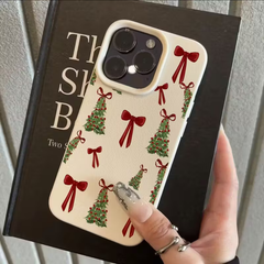 🎄 Yılbaşı Temalı Fiyonk & Çam Desenli Telefon Kılıfı | Festive Chic ✨
